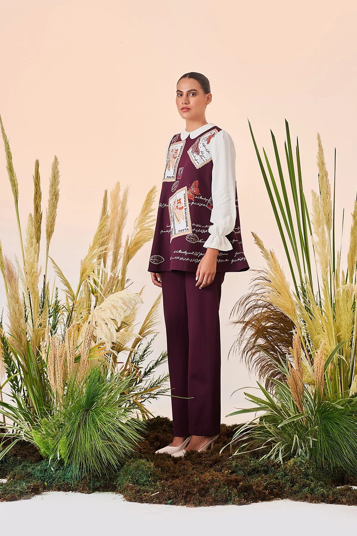 Straight Pant Of (Post Card Flared Top)